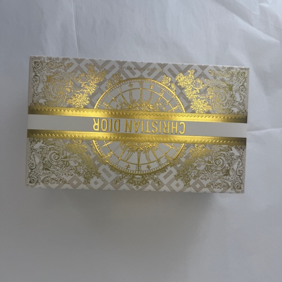 NEW DIOR CHRISTMAS LIMITED EDITION SET WITH POUCH beauty - Picture 3 of 4